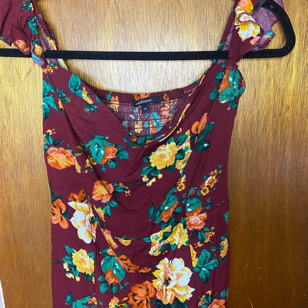 never worn floral dress from fashion nova